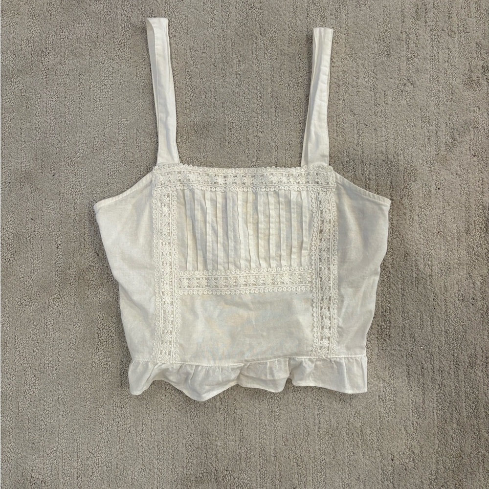 Elegant White Lace Trimmed Women's Top